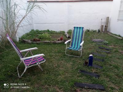 Departamento en alquiler en Villa Gesell. 3 ambientes, 2 baños y capacidad de 1 a 6 personas. 