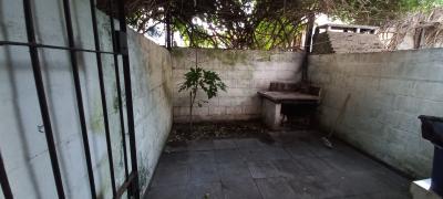 Duplex en alquiler en Villa Gesell. 4 ambientes, 2 baños y capacidad de 1 a 6 personas. 