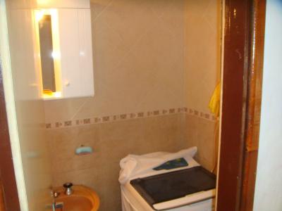Duplex en alquiler en Villa Gesell. 3 ambientes, 2 baños y capacidad de 2 a 5 personas. 