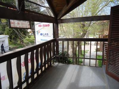 Departamento en alquiler en Villa Gesell. 3 ambientes, 1 baño y capacidad de 1 a 5 personas. 