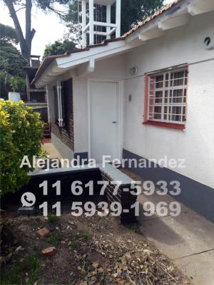 Casa en alquiler en Villa Gesell. 2 ambientes, 1 baño y capacidad de 2 a 4 personas. 