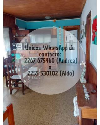 Casa en alquiler en Villa Gesell. 3 ambientes, 1 baño y capacidad de 5 a 6 personas. 