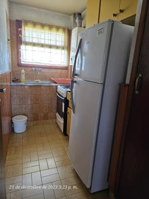 Duplex en alquiler en Villa Gesell. 3 ambientes, 2 baños y capacidad 6 personas. 